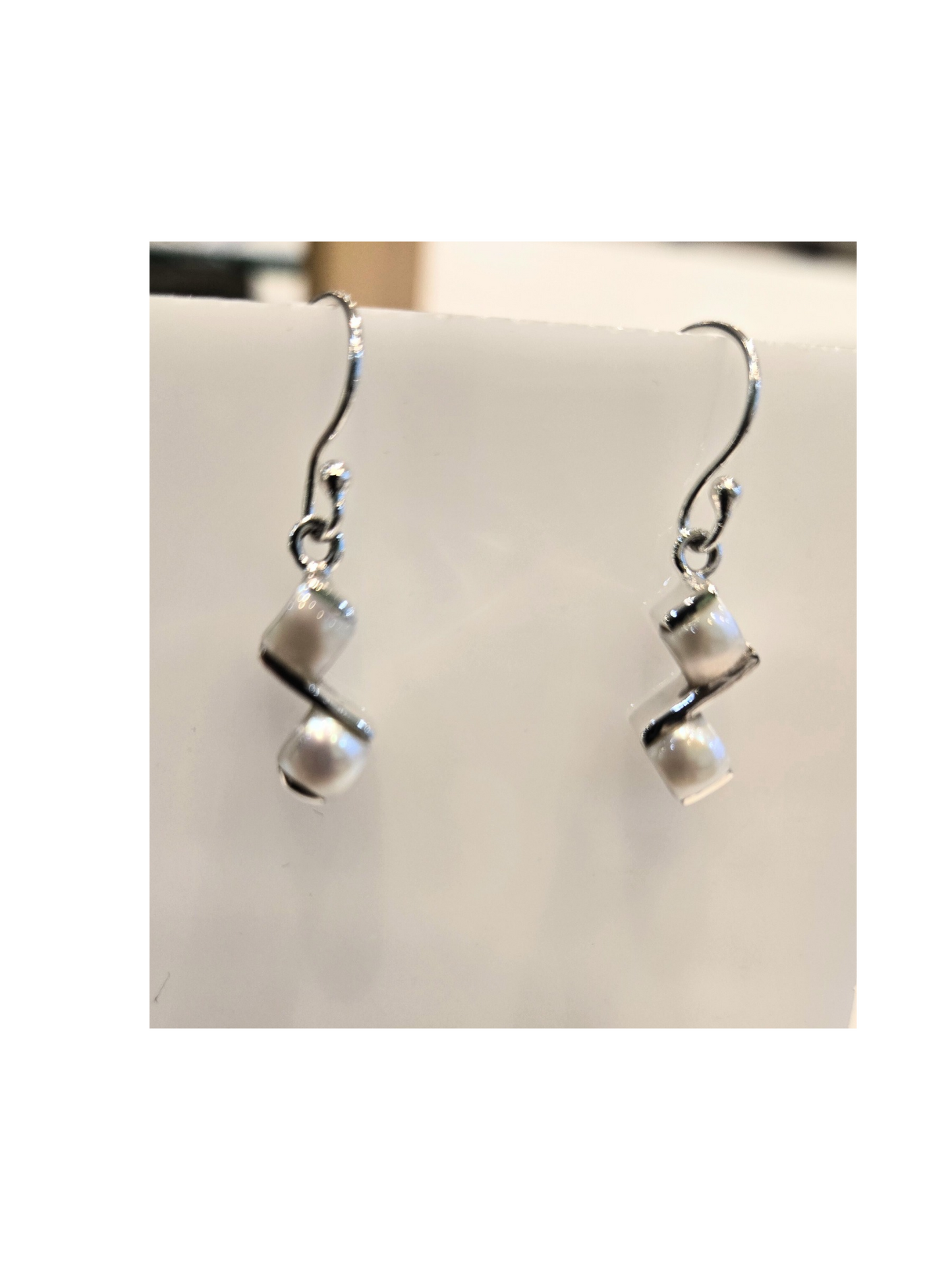 Earring - E16