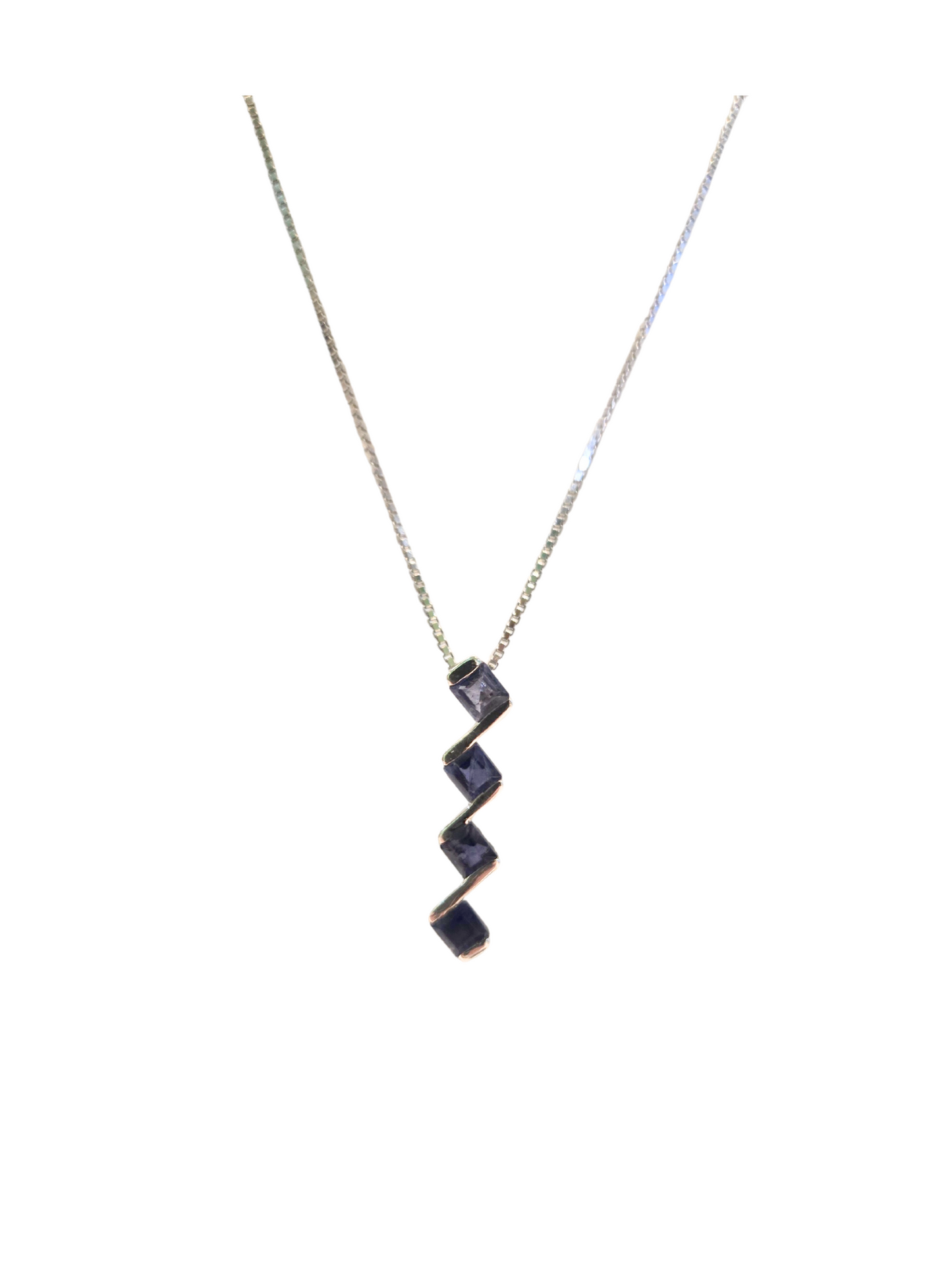 Pendant - P16